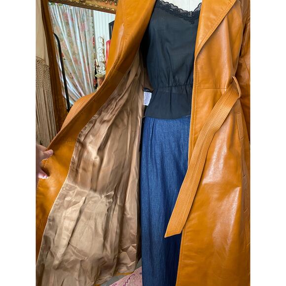 vintage 1970s leather trench coat 70s tie waist mod basketweave butterfly collar - Picture 10 of 12